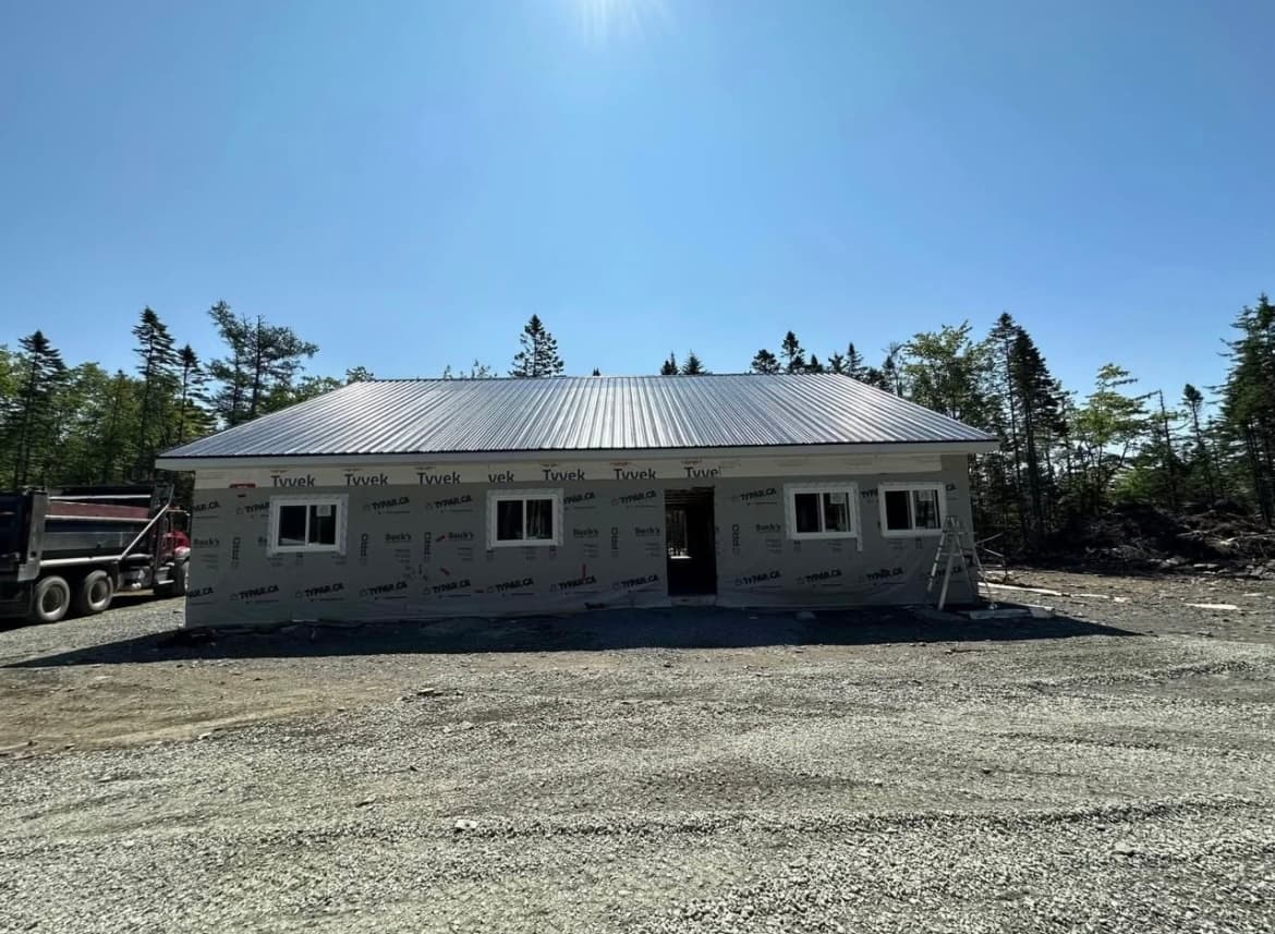 Roofing & Exteriors project photo 30